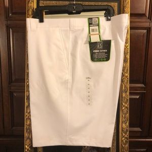 PGA Tour Golf Shorts size 42